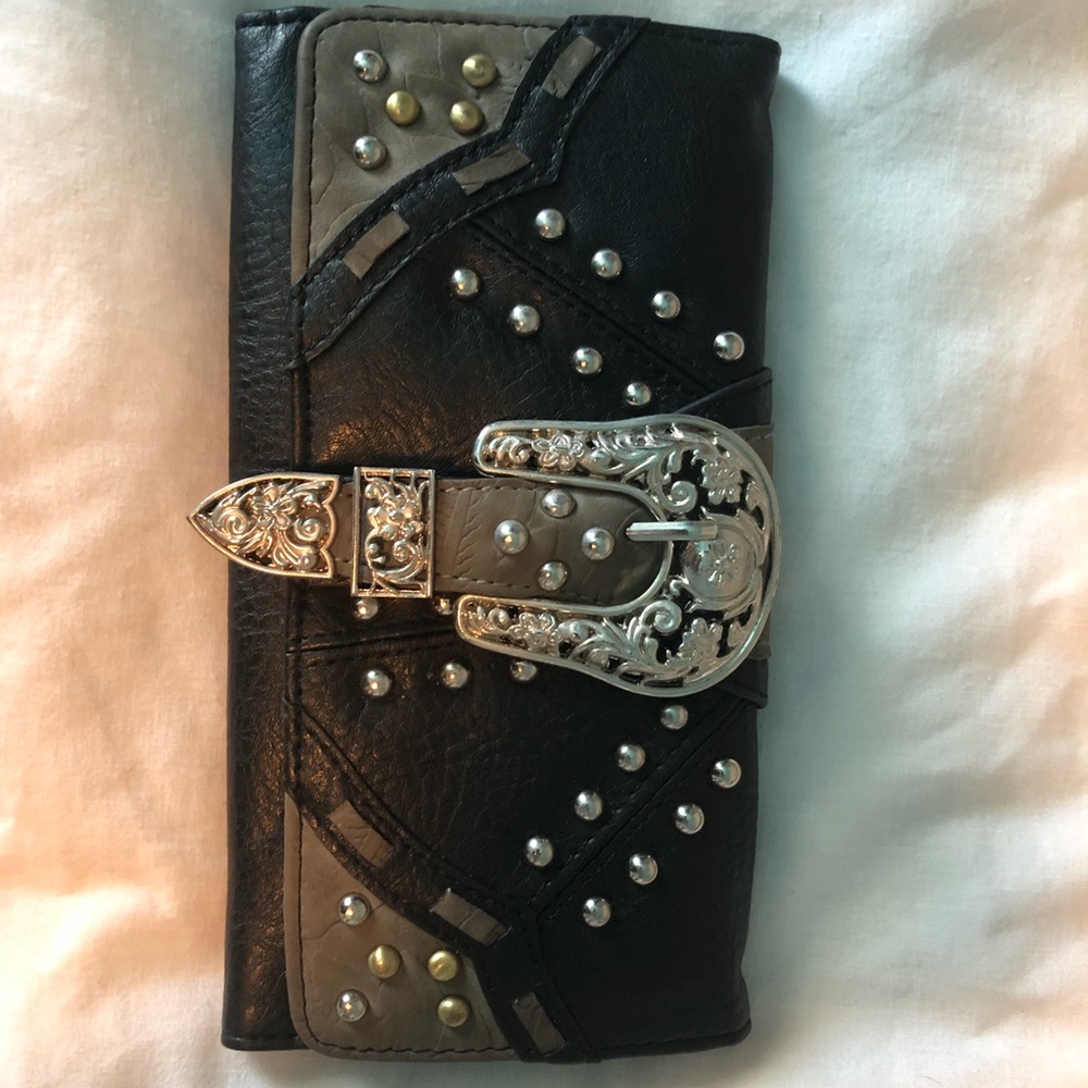 Belt Buckle Wallet